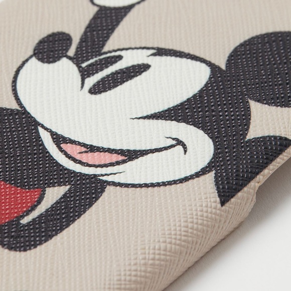 Disney Mickey Mouse iPhone11 Hard and Flex Cases - Picture 2 of 7